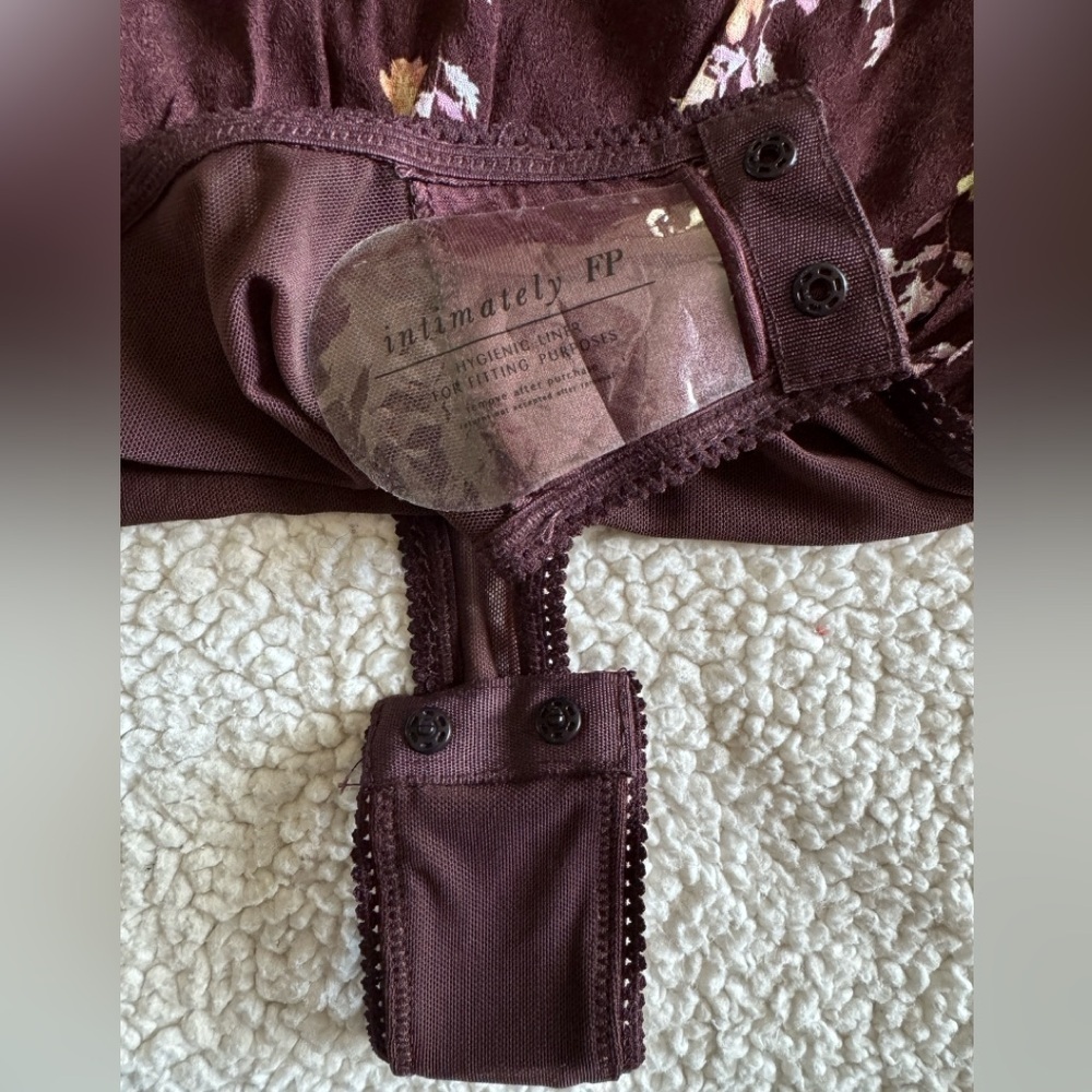 Intimately by Free People Chocolate Merlot Combo Ruffled  Thong Bodysuit Size M - Picture 12 of 13
